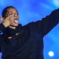 'Oruam é bandido da pior espécie', afirma delegado após trapper atacar polícia com pedras; cantor é indiciado por ligação com facção