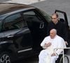 Saúde de Papa Francisco: líder da Igreja Católica está internado há 15 dias e já apresentou problemas no pulmão e rins e passou por transfusão de sangue