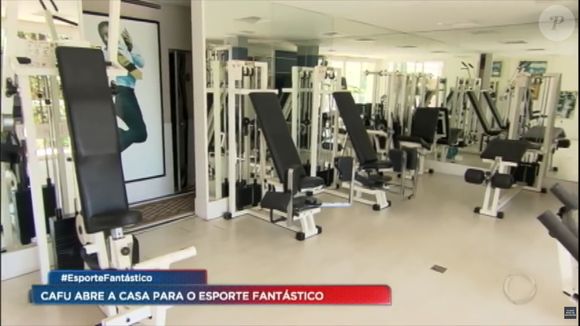Casa de luxo que foi de Cafu: academia muito bem equipada é um dos atrativos
