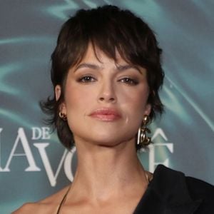 Agatha Moreira tem seu perfume favorito — e a escolha não poderia ser mais coerente com sua personalidade forte e sofisticada.