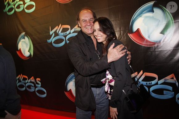 Claudia Mauro, a Valkíria de 'História de Amor', é casada com Paulo César Grande.