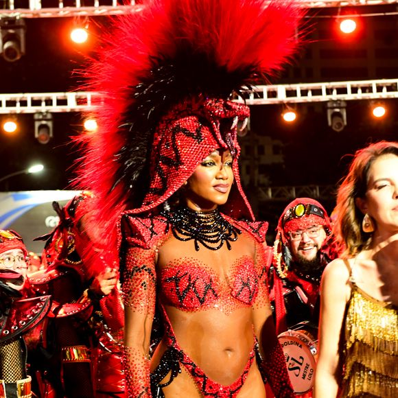 Iza afirmou que treina todos os dias para não sentir dores nos joelhos