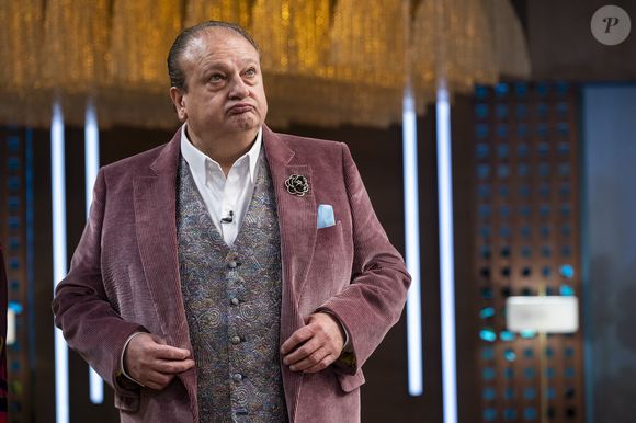Erick Jacquin perdeu a paciência durante a semifinal do MasterChef Brasil 2026 ao ver uma participante tentar usar papel-alumínio nos segundos finais da prova