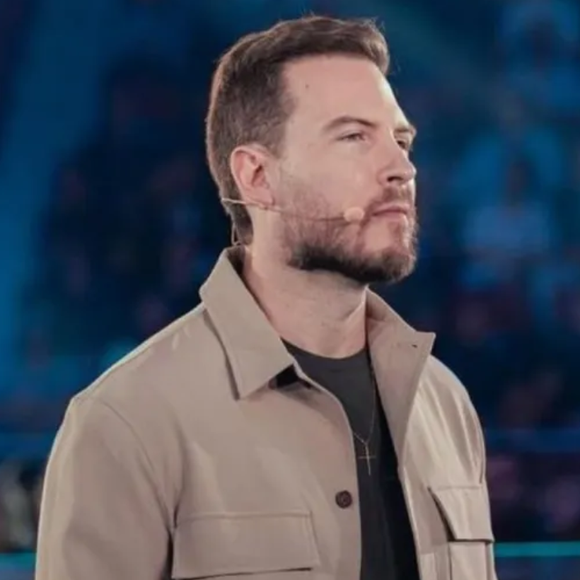 Instagram toma atitude drástica após Thiago Nigro postar vídeo do feto perdido por Maíra Cardi