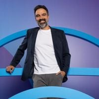 Adeus calvície! Sem cicatriz visível e com até 8h de cirurgia, transplante capilar igual ao de Tadeu Schmidt requer cuidados, diz médico