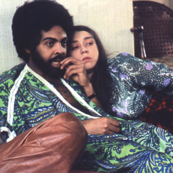 Mãe de Preta Gil, Sandra Gadelha foi a segunda esposa de Gilberto Gil: em sua página no Facebook, cantor mostrou foto do ex-casal