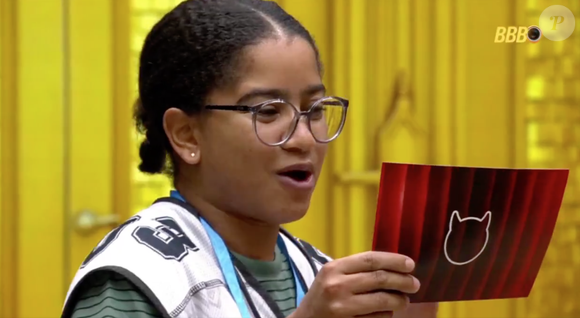 Milena mal terminou de ler o Castigo do Monstro e já escolheu o Líder Jonas para cumprir o desafio