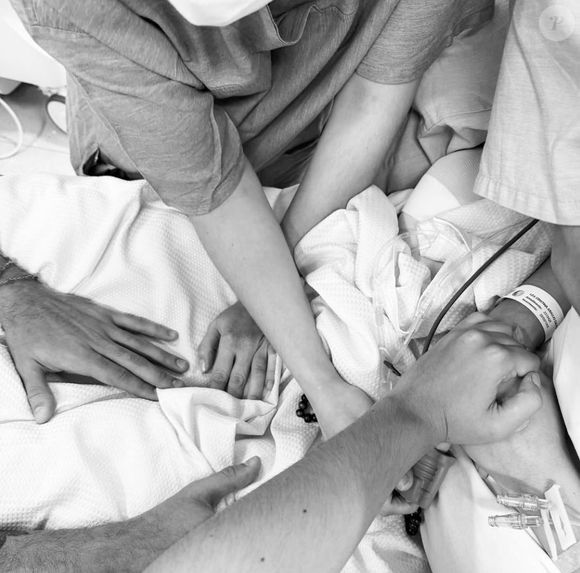 Morte da filha bebê foi revelada por Lexa nessa segunda-feira 10 de fevereiro de 2025