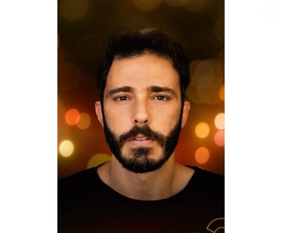 Thiago Rodrigues volta às novelas da Globo em 'Avenida Brasil 2'