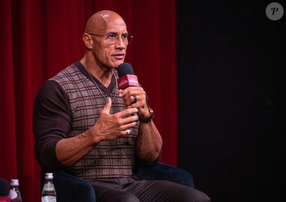 Acostumado a dietas rigorosas, Dwayne Johnson admitiu ter ficado impressionado com o cardápio adotado por Erling Haaland