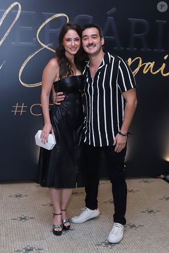 Marcos Veras e Rosanne Mulholland se separaram após quase uma década juntos. “Não somos mais um casal. Mas somos família”, escreveu a atriz