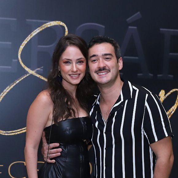 Marcos Veras e Rosanne Mulholland se separaram após quase uma década juntos. “Não somos mais um casal. Mas somos família”, escreveu a atriz