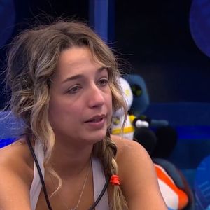 Apesar das polêmicas, Samira disse não se arrepender das atitudes no 'BBB 26': "Movimentou a semana, durou uma semana o pessoal falando desse fake"