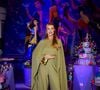 Ana Paula Siebert faz combo de cirurgia e vira assunto na web