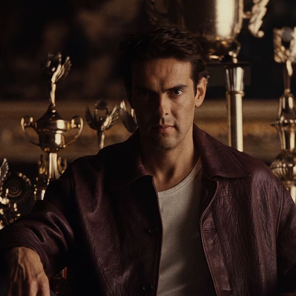 O lançamento do Malbec Eau de Parfum, que traz o ex-jogador Kaká como rosto da campanha, reforça o protagonismo de O Boticário na perfumaria masculina ao apresentar a versão mais concentrada já criada para a linha