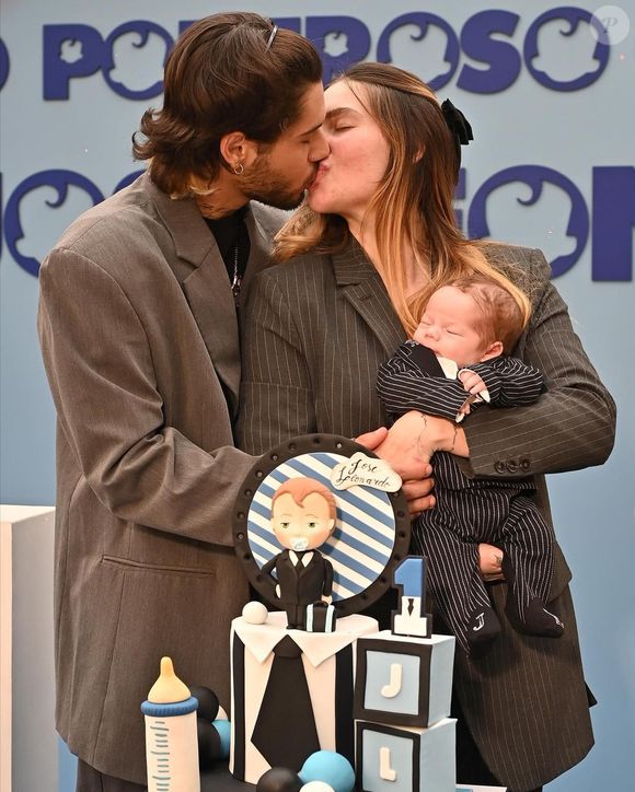 Virginia Fonseca e Zé Felipe comemoraramm o 1º mês do filho caçula, José Leonardo, com muito estilo