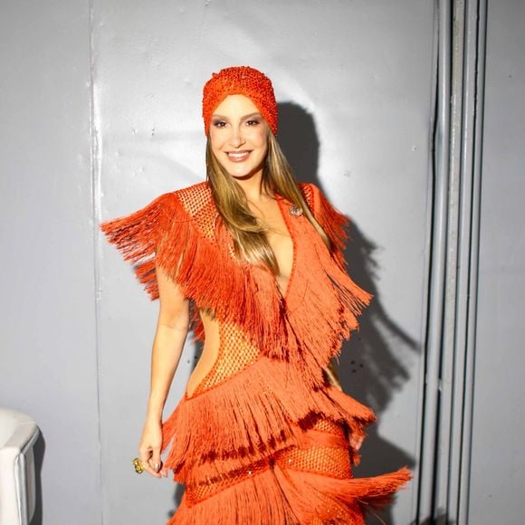 Claudia Leitte se apresentou em Salvador neste domingo (29), no Festival Virada, festa de Réveillon na capital baiana