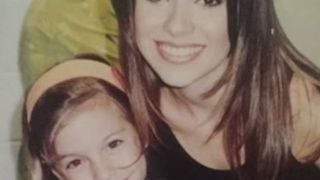 Imortal? Sandy aparece IDÊNTICA a anos atrás em clique recriado com Alice Wegmann, a Solange de 'Vale Tudo': 'Sonhos não envelhecem'