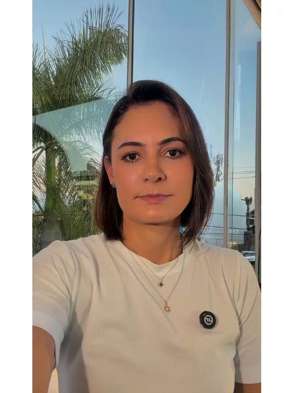 Michelle Bolsonaro internada com crise de enxaqueca: situações de estresse e noites mal dormidas podem piorar dor crônica de cabeça