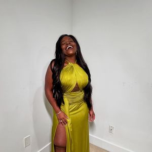 Desta vez, Jojo Todynho apostou em um lifting de coxas, uma lipoaspiração na barriga e uma cirurgia para reparar uma cicatriz nas mamas