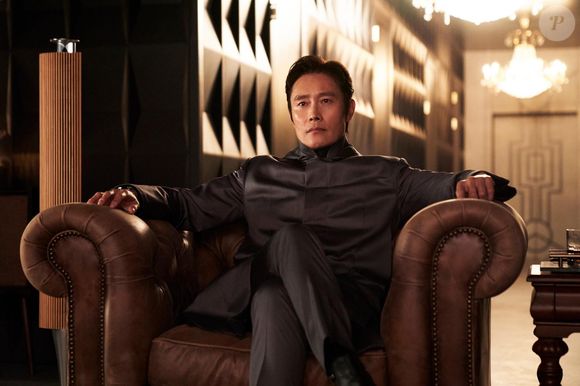 Em entrevista, o ator Lee Byung-hun e Hwang Dong Hyuk, criador de 'Round 6', revelaram que todo mundo ficou doente após as filmagens da prova