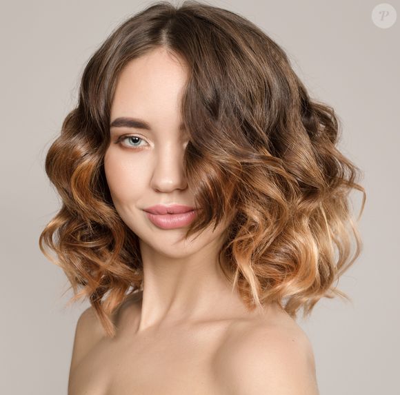 Cabelo cheio e volumoso: alie tratamentos estéticos e produtos certos para um resultado primoroso