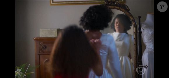 Cena história de vestido rasgado de Maria de Fátima deixou a web em polvorosa: 'Cenão'