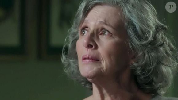 Emília vê Alberto morrer no último capítulo da novela 'Além do Tempo'