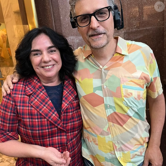 Marize Moreira, do BBB 15, ao lado do diretor Kleber Mendonça Filho