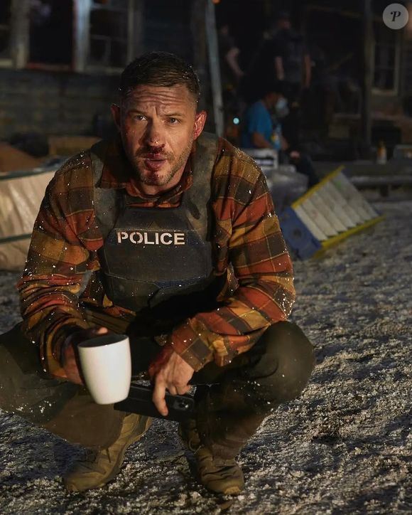 Tom Hardy sente o corpo se desintegrando e admite cansaço físico