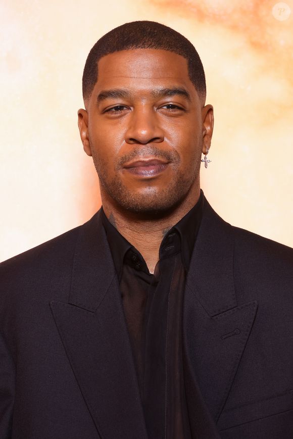 Kid Cudi namorou com Cassie durante um curto período em que ela esteve separada de P. Diddy