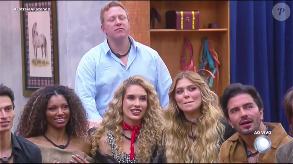 Sede de ‘A Fazenda 18’ recebeu 22 peões e quatro visitantes na estreia da nova temporada do reality da Record