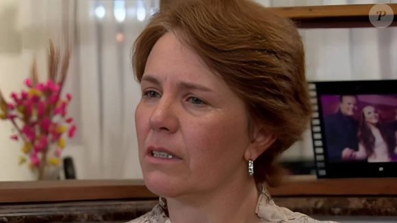 Choro da mãe de Larissa Manoela em entrevista a Chris Flores não convenceu uma parte do público