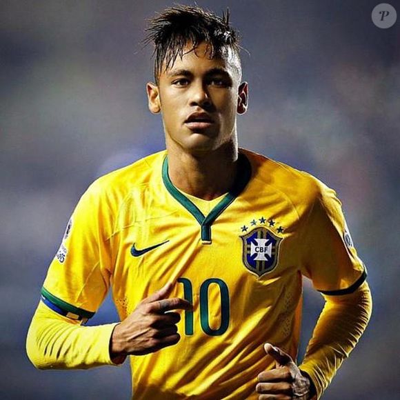 Neymar pode retornar ao futebol brasileiro pelo Santos, clube que jogou entre 2010 e 2013