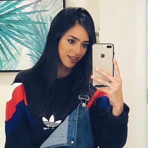 Bruna Biancardi sempre gostou dos fios escuros e volumosos