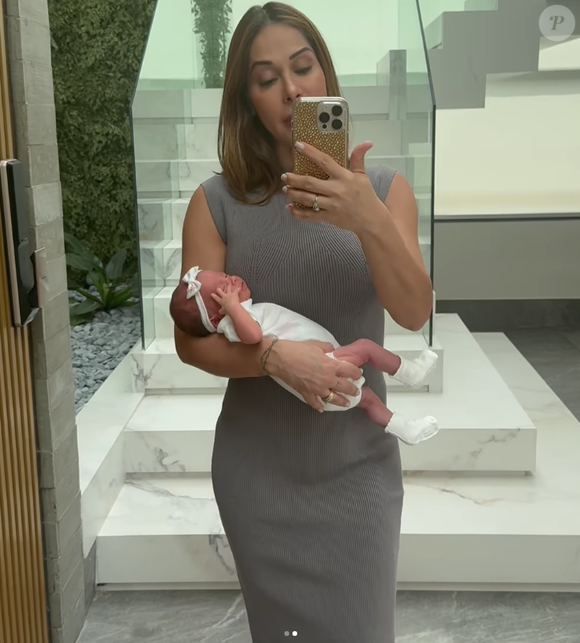 Maíra Cardi revelou em seus stories do Instagram que a filha Eloah, de apenas 6 meses, está internada nos Estados Unidos