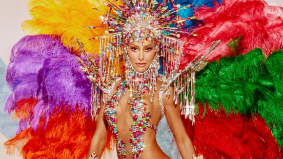 Além de ser nossa musa do Carnaval, tanto no Rio, pela Vila Isabel, quanto em São Paulo, Sabrina Sato agora é agro!