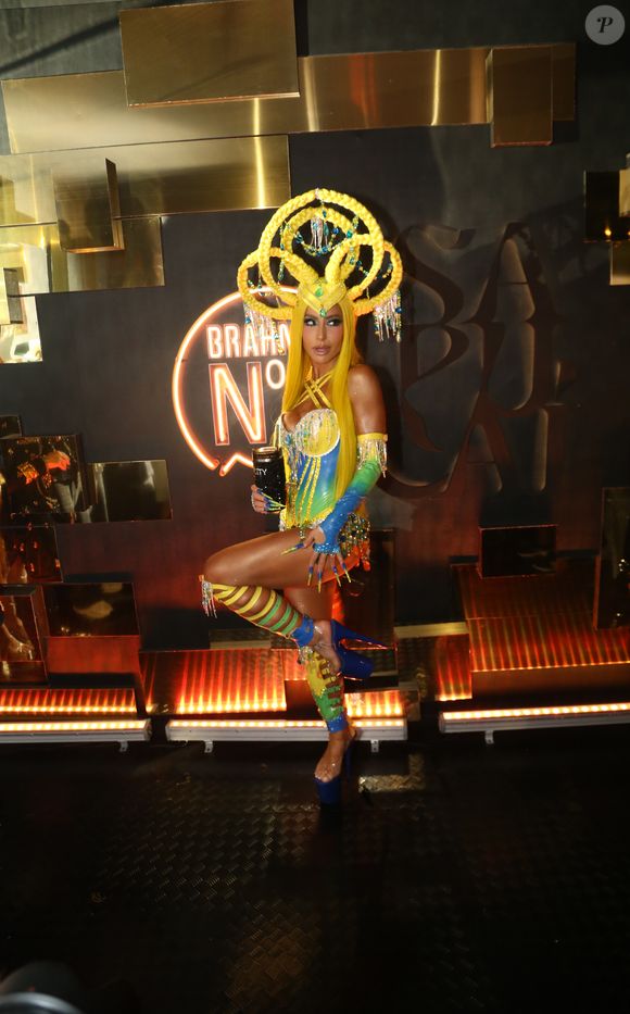 Carnaval 2025: Sabrina Sato no 1º dia dos desfiles do Grupo Especial na Sapucaí