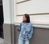 Novo neutro da estação, o tom amarelo manteiga ilumina produções e reforça a elegância sem esforço no dia a dia