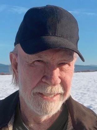 Como é o rancho milionário em que Chuck Norris viveu seus últimos anos?