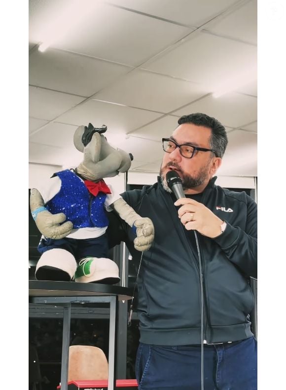 Criador do Xaropinho, Eduardo Mascarenhas contou que não era bem aceito em igrejas evangélicas no começo do personagem por conta das piadas que ele fazia