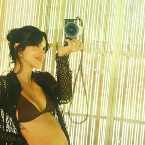 Manu Gavassi mostrou aos admiradores na web uma transformação em seu visual.