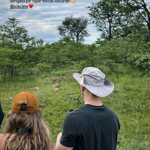 Nina, por sua vez, também publicou stories com Lucas Lima, o que gerou rumores de affair