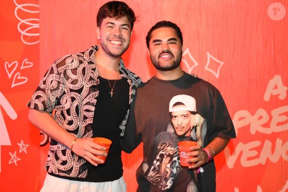 Álvaro e Lucas Guedez no show de despedida da turnê Numanice, de Ludmilla