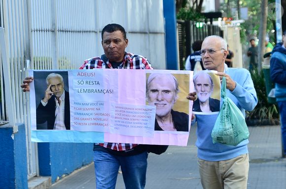 O corpo de Francisco Cuoco foi velado entre a manhã e a tarde desta sexta-feira (20), no Funeral Home, em São Paulo