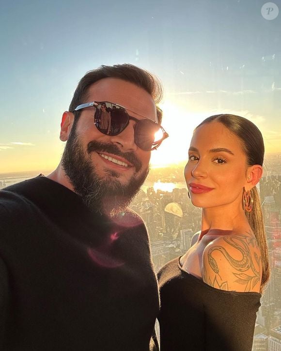 Marcelinho Calil e Thamires Hauch anunciaram o fim do casamento às vésperas do carnaval 2025 e menos de um ano após nascimento do filho