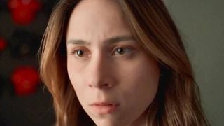 A maldade de Lucélia em 'Três Graças' prova que Kasper não precisa de mais inimigos; vilã destrói reputação do tio com um único gesto