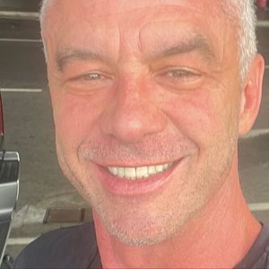 Alexandre Correa agradeceu o apoio dos seguidores e desabafou sobre o fim do casamento com a apresentadora