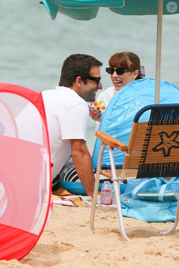 Alice Wegmann e Humberto Carrão gravam uma das últimas cenas do casal Solange e Afonso nesta sexta-feira (03)