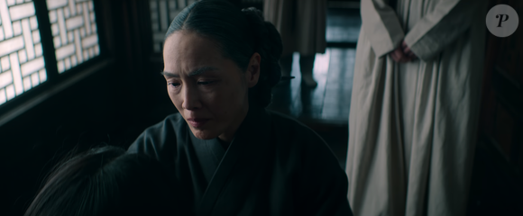 Diante da informação, Hong-rang vai buscar o talismã e acaba morrendo